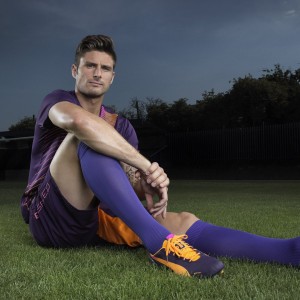 爱游戏app-罚则细节：裁判如何维持比赛公正？，裁判被罚出场