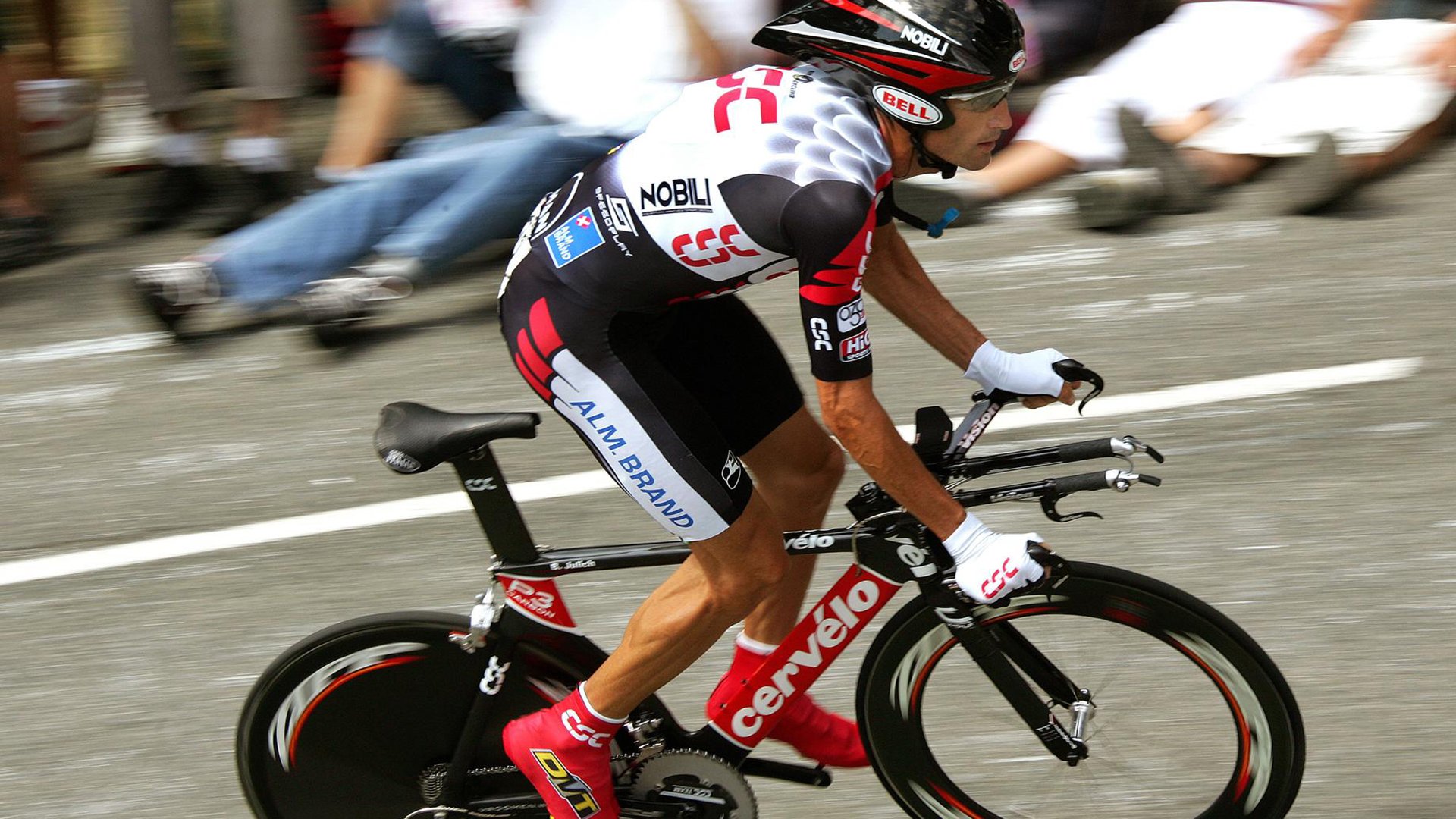 “花式绝技：球员的炫技秀爆炸”，炫酷的球技