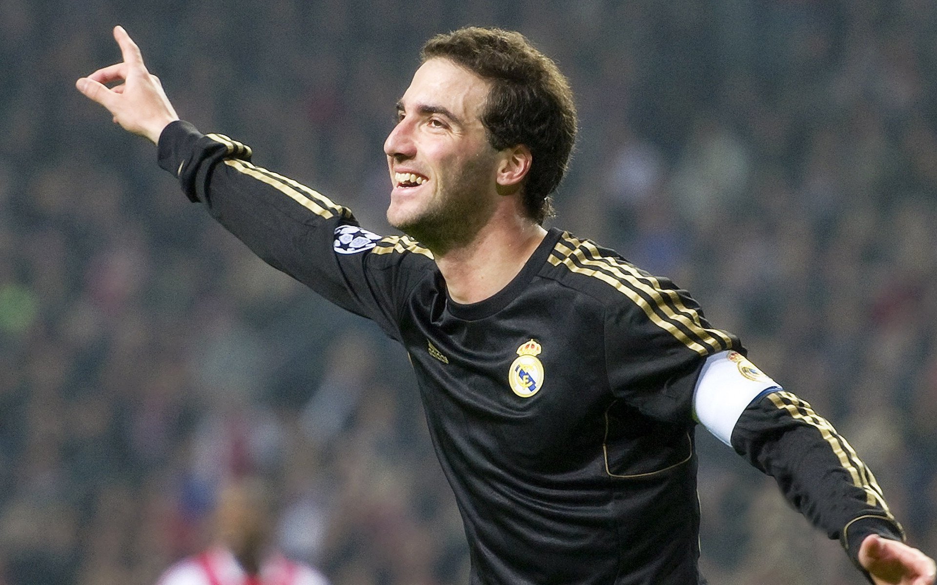 年轻新星闪耀！西甲联赛中崭露头角的未来巨星，2021西甲球队