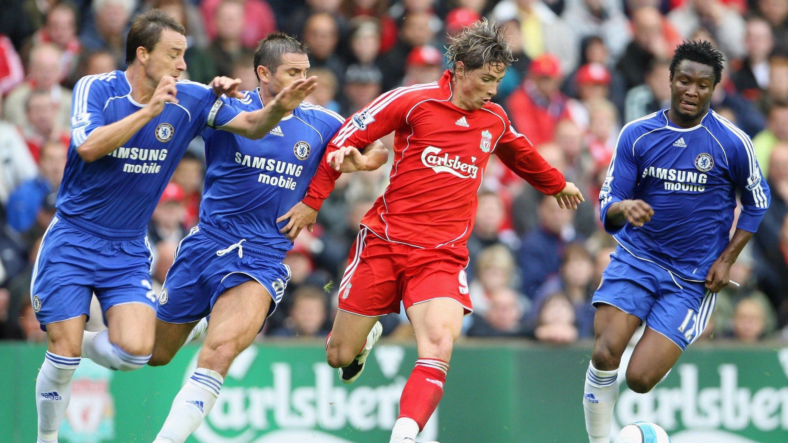 德甲赛场新战术出现，球队战术多样化，德甲新赛季